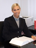 RA Katja Becker